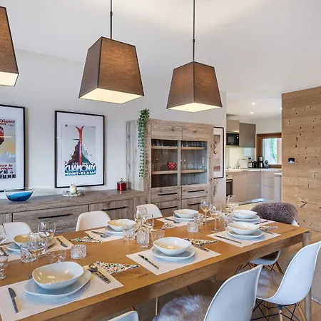 Apartment Les Flambeaux: Alpine Retreat With Summer Multipass Option Chatel