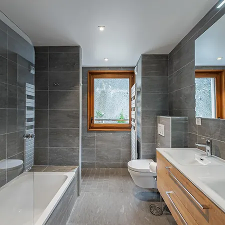 Les Flambeaux: Alpine Retreat With Summer Multipass Option Apartment