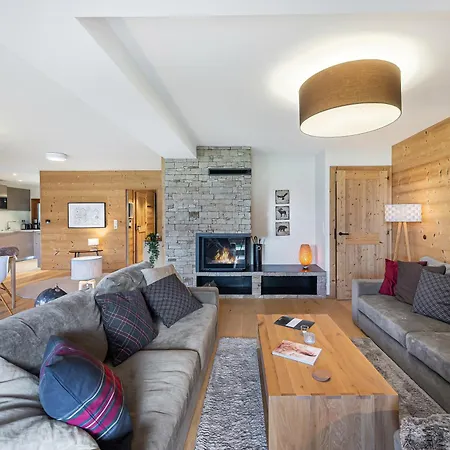 Les Flambeaux: Alpine Retreat With Summer Multipass Option *